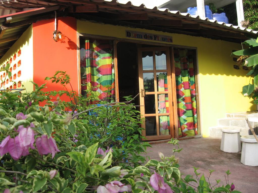 Dorm Des Fleurs Hostel Khao Lak Eksteriør billede